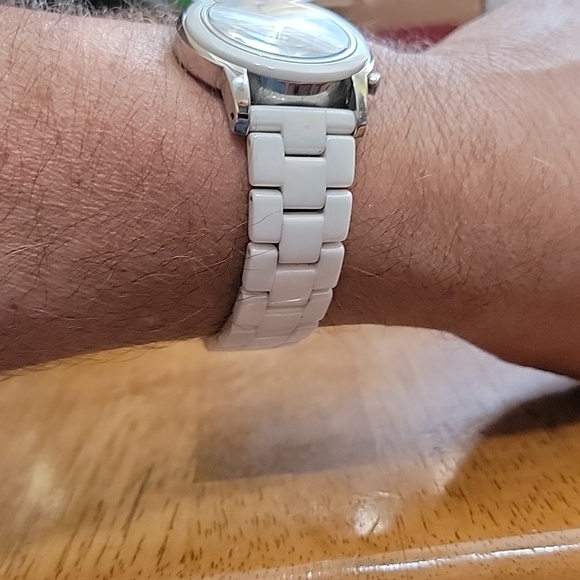 DKNY White Ceramic Watch - Picture 5 of 5